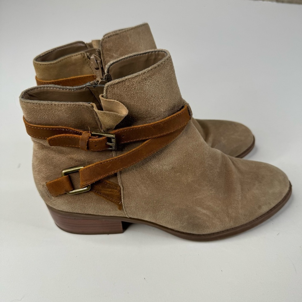 Lauren‎ Ralph Lauren Light Tan Suede Ankle Boots with Decorative Straps Size 8.5